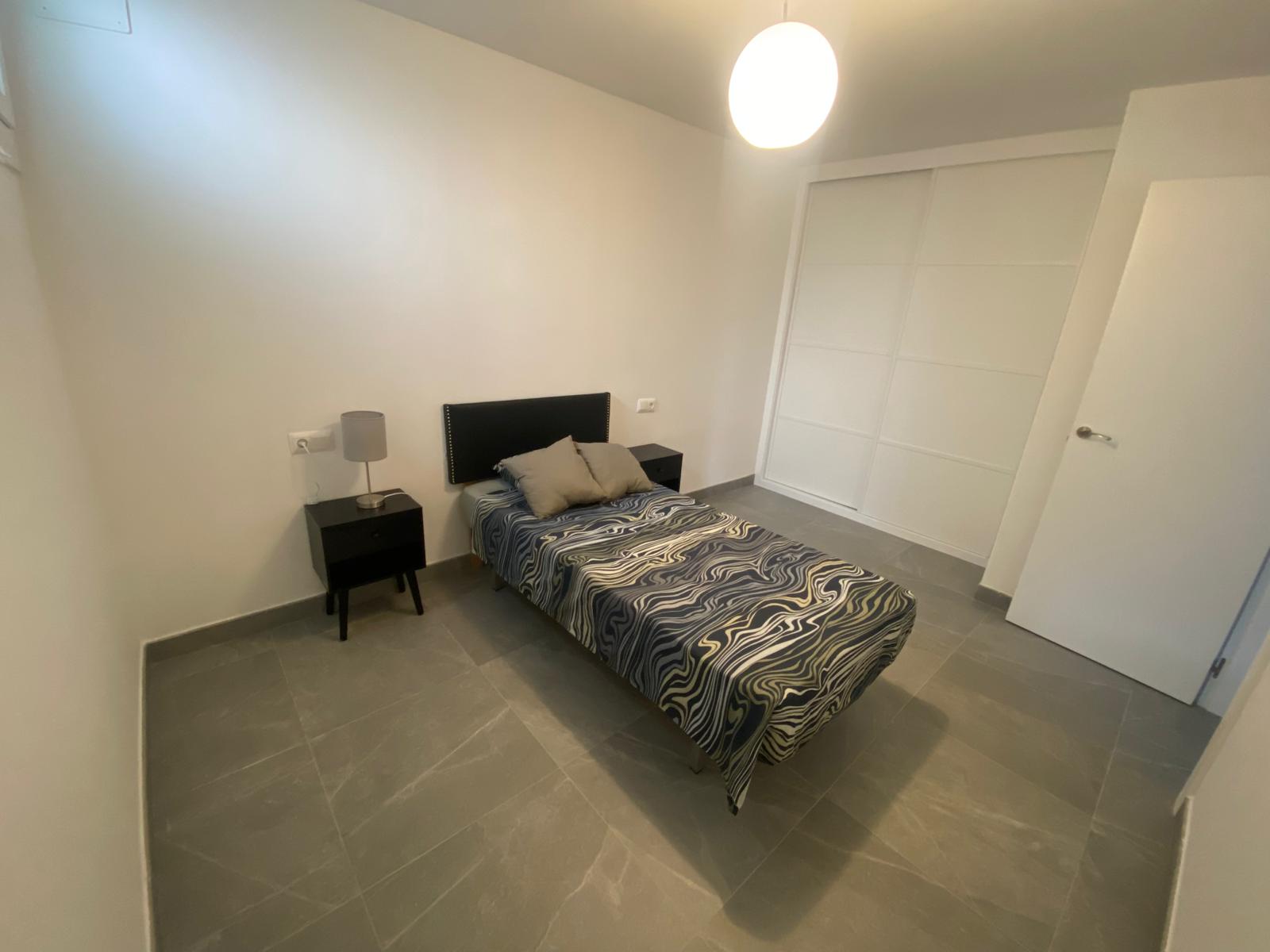 bajo de 2 habitaciones en Rincón de la Victoria