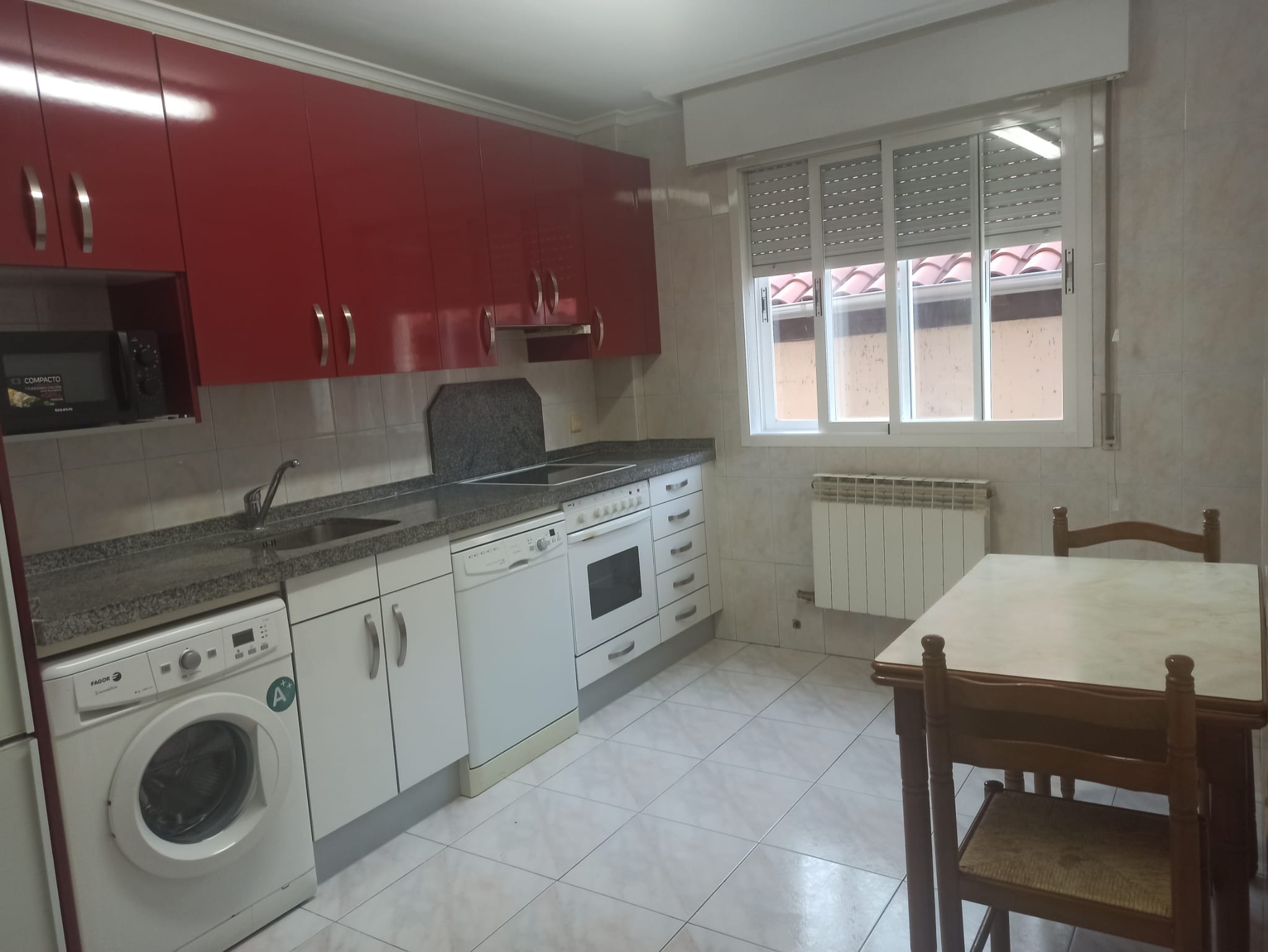 Alquiler piso en Briviesca a docentes — imagen 1 de 5
