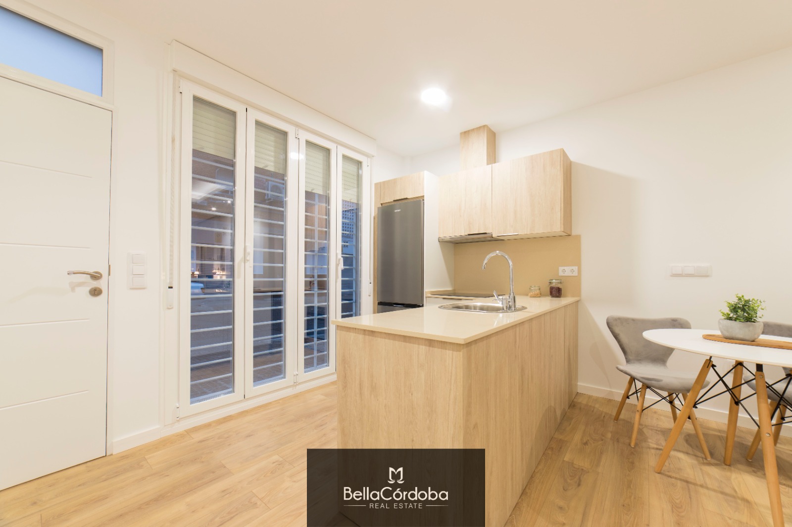 Alquilo loft en Levante — imagen 1 de 8