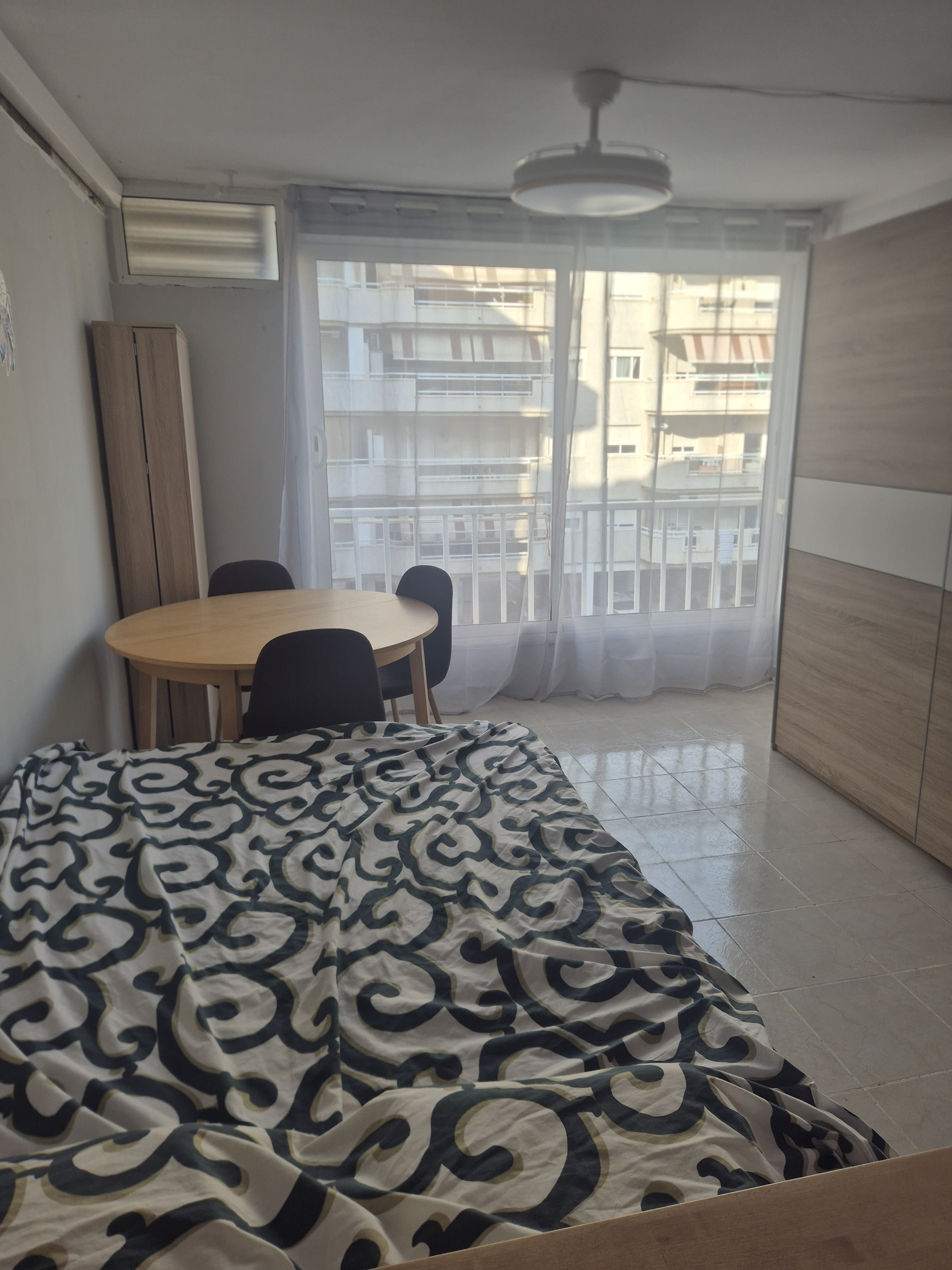 Estudio en Alquiler — imagen 1 de 5