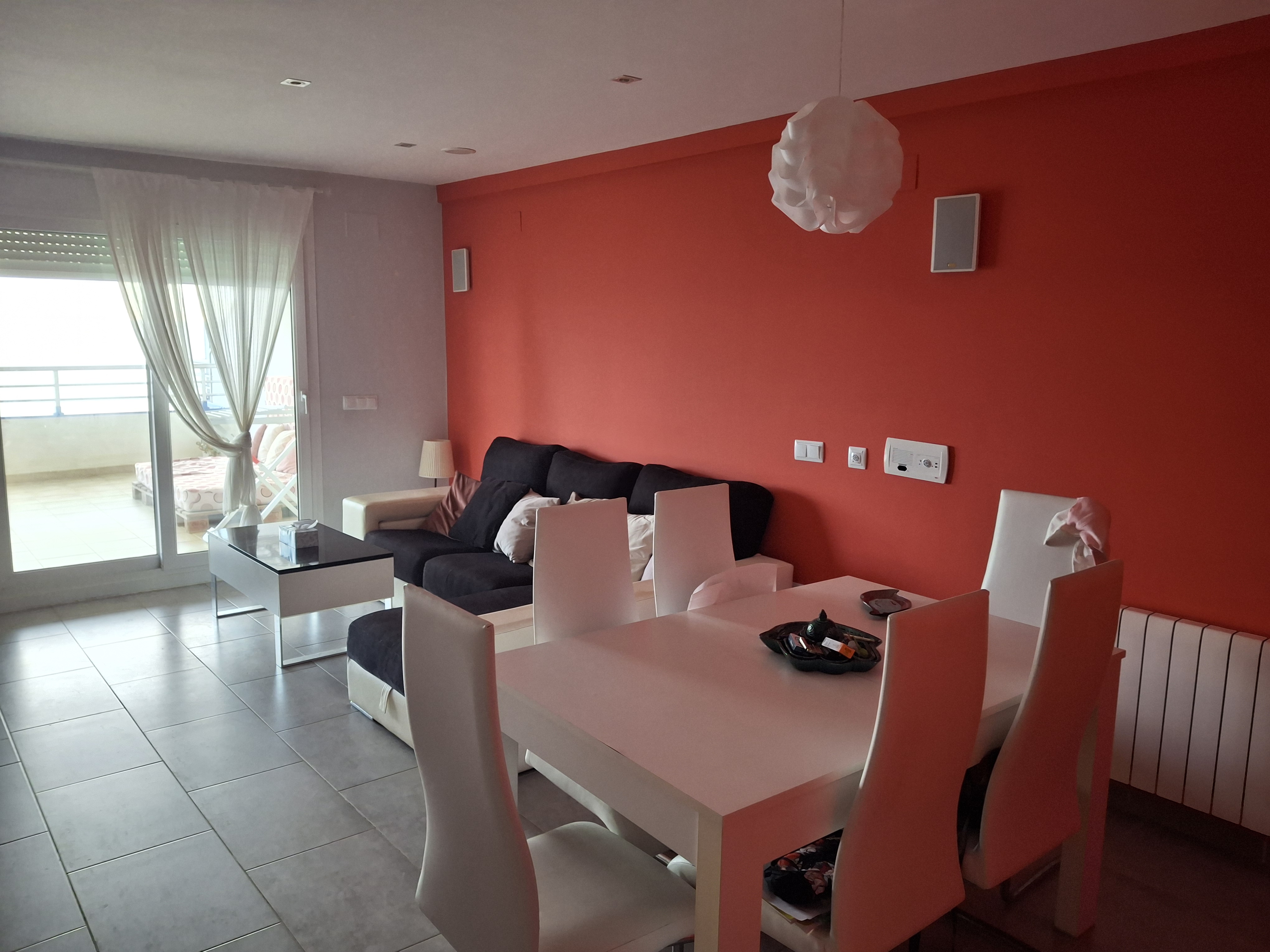 Apartamento en Playa Tabernes de la Valldigna frente al mar — imagen 1 de 19