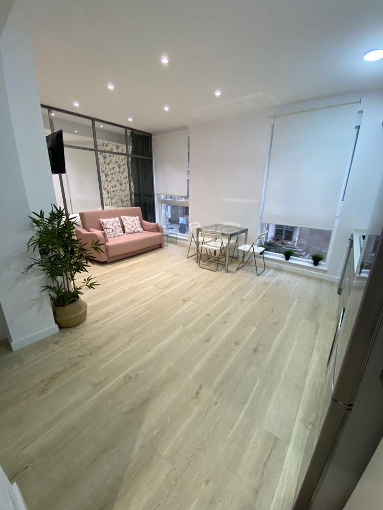 Apartamento en el centro de Santander — imagen 1 de 8