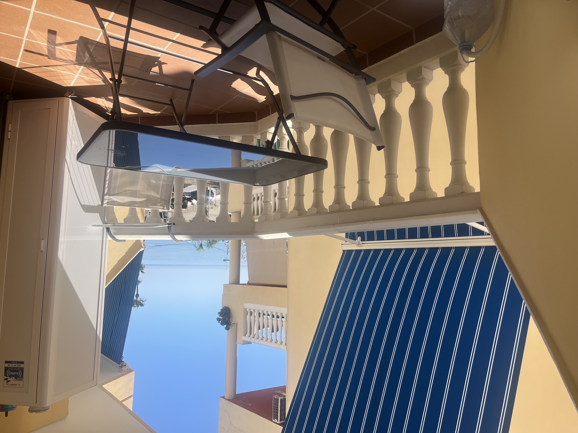 Apartamento con vistas al mar a 50 metros del CEIP El Morche — imagen 1 de 8