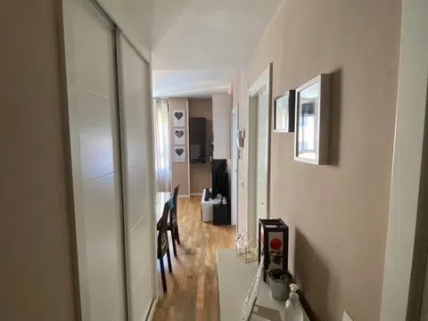 Alquiler Apartamento paseo Ginebra, Madrid zona Las Rosas — imagen 1 de 12