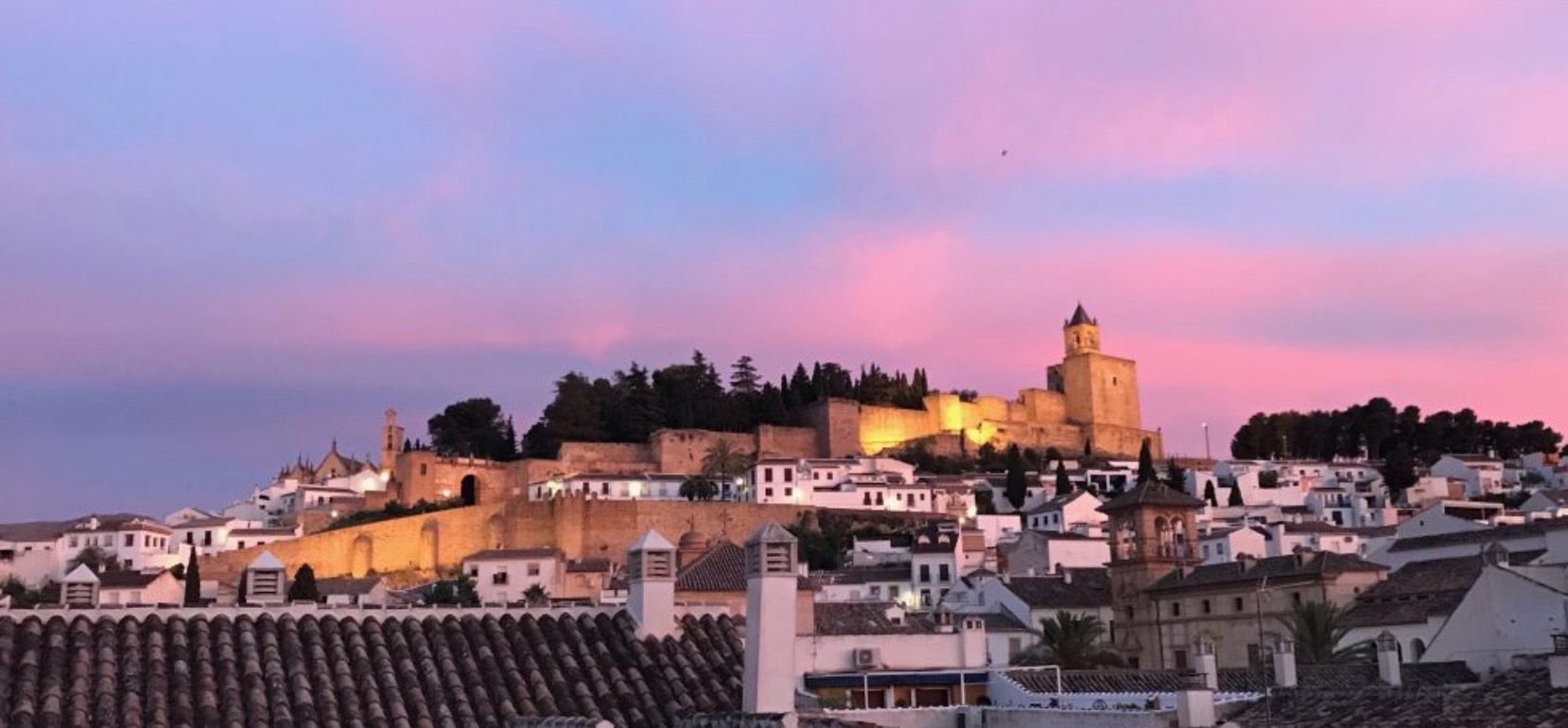 EXTRAORDINARIO PISO EN EL CENTRO MISMO DE ANTEQUERA — imagen 1 de 4