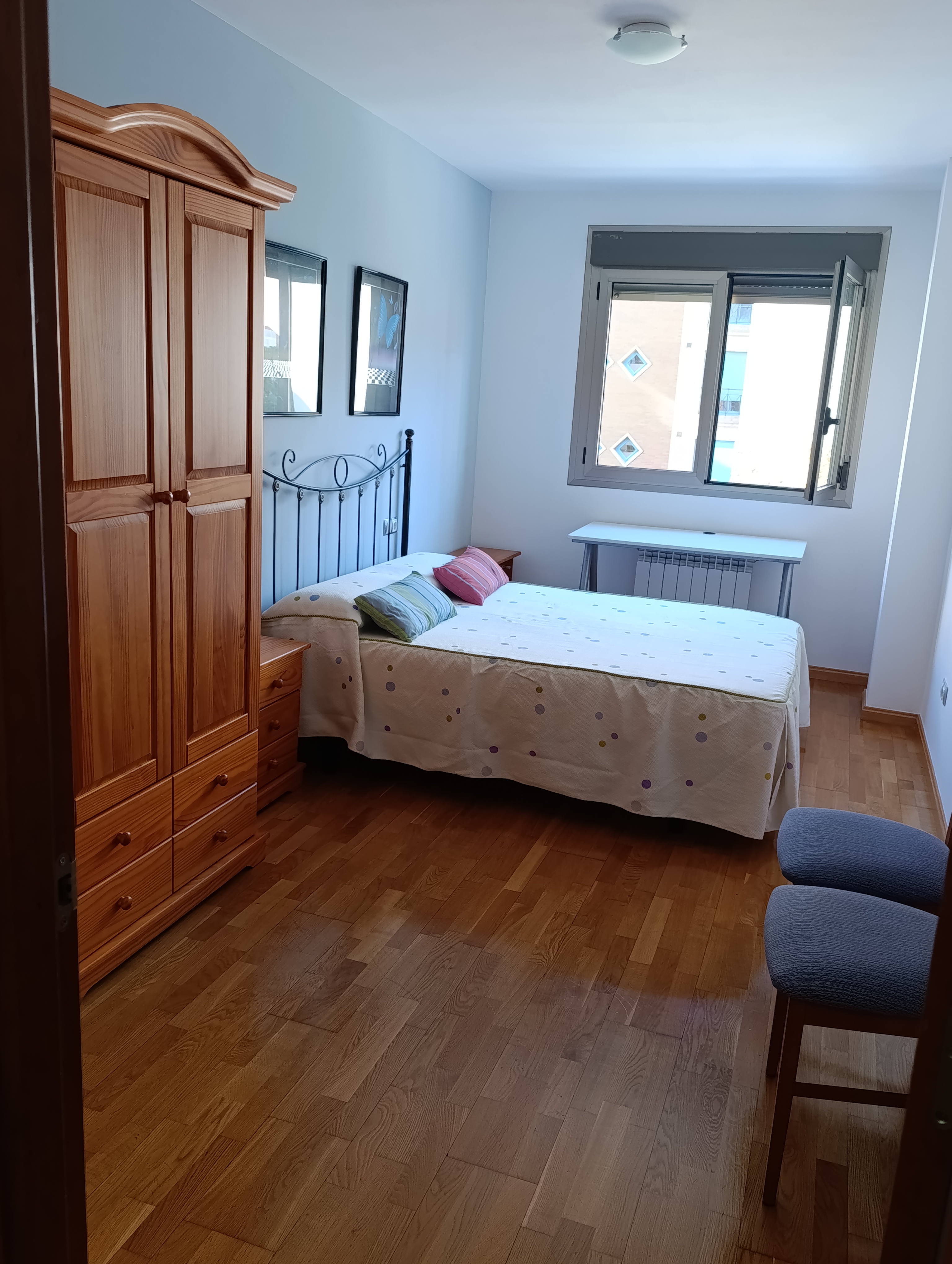 Alquiler de habitación en Monzón — imagen 1 de 1
